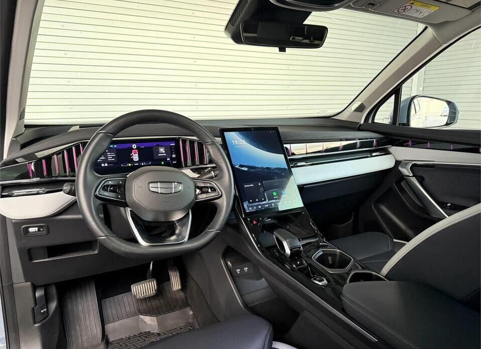 Geely Atlas 2.0 AMT (200 л.с.)