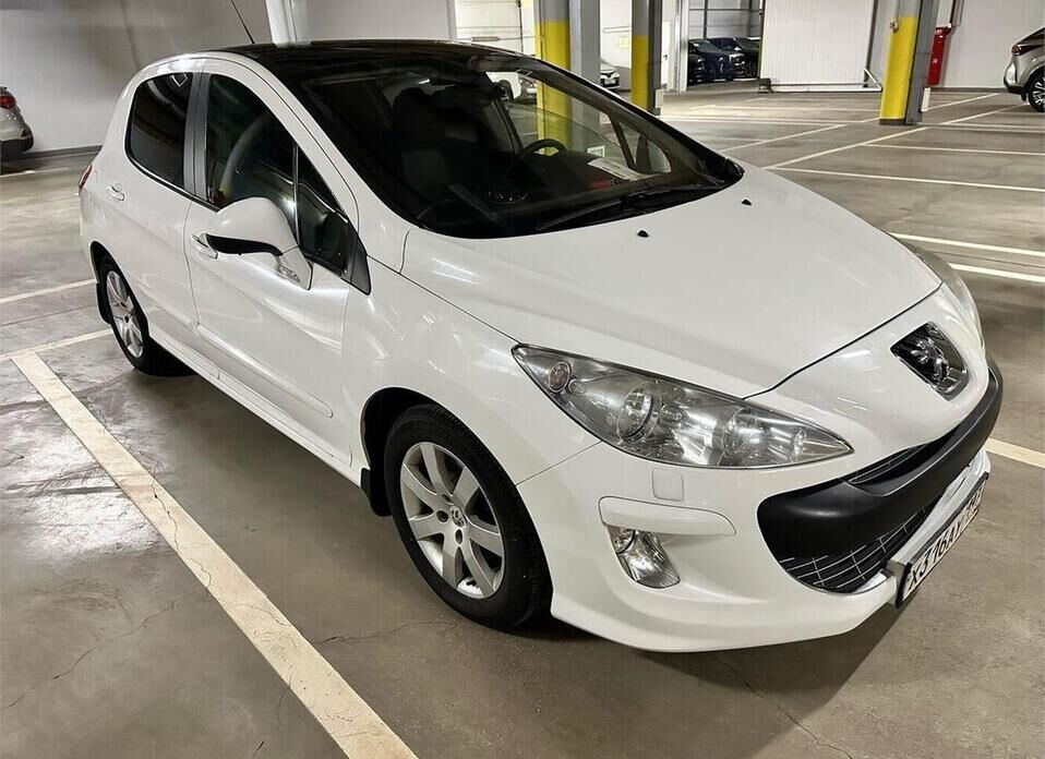 Peugeot 308 1.6 AT (120 л.с.)