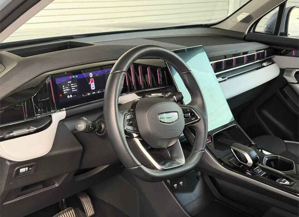Geely Atlas 2.0 AMT (200 л.с.)