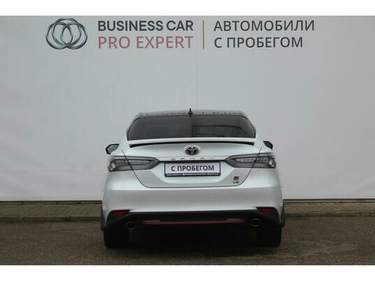 Toyota Camry, 2022 г., 77 798 км