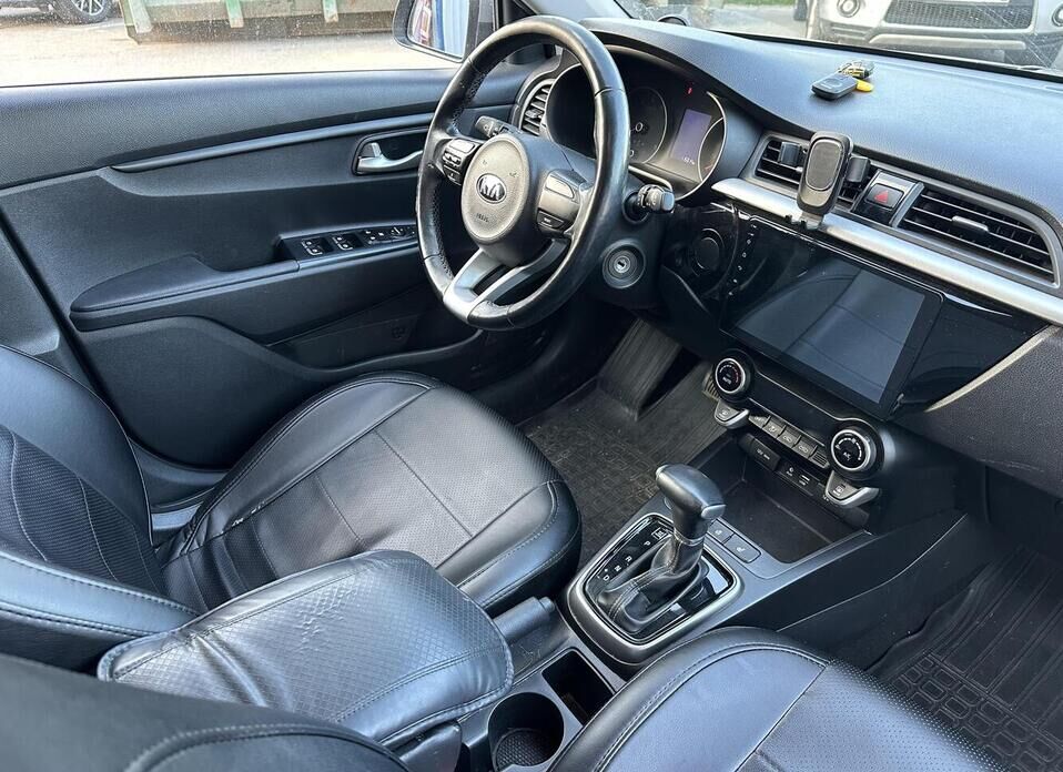Kia Rio X-Line 1.6 AT (123 л.с.)